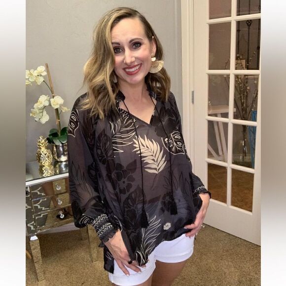 CABI #5597 Tropical Aloha Peasant Blouse. Size medium. EUC! - Picture 8 of 11